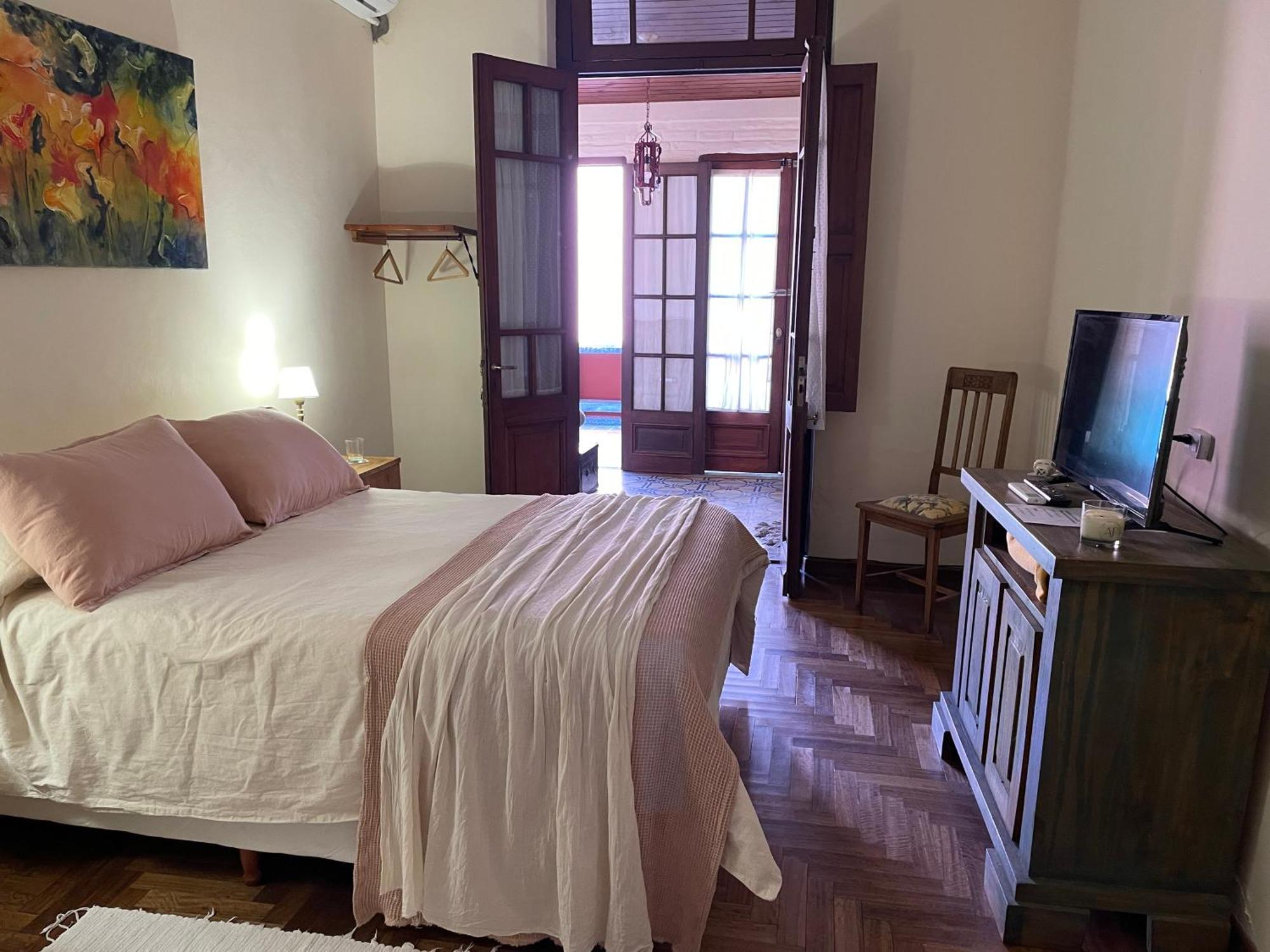 La Escondida, Casa De Huespedes Bed & Breakfast ซานอันโตนิโอเดอาเรโก ภายนอก รูปภาพ
