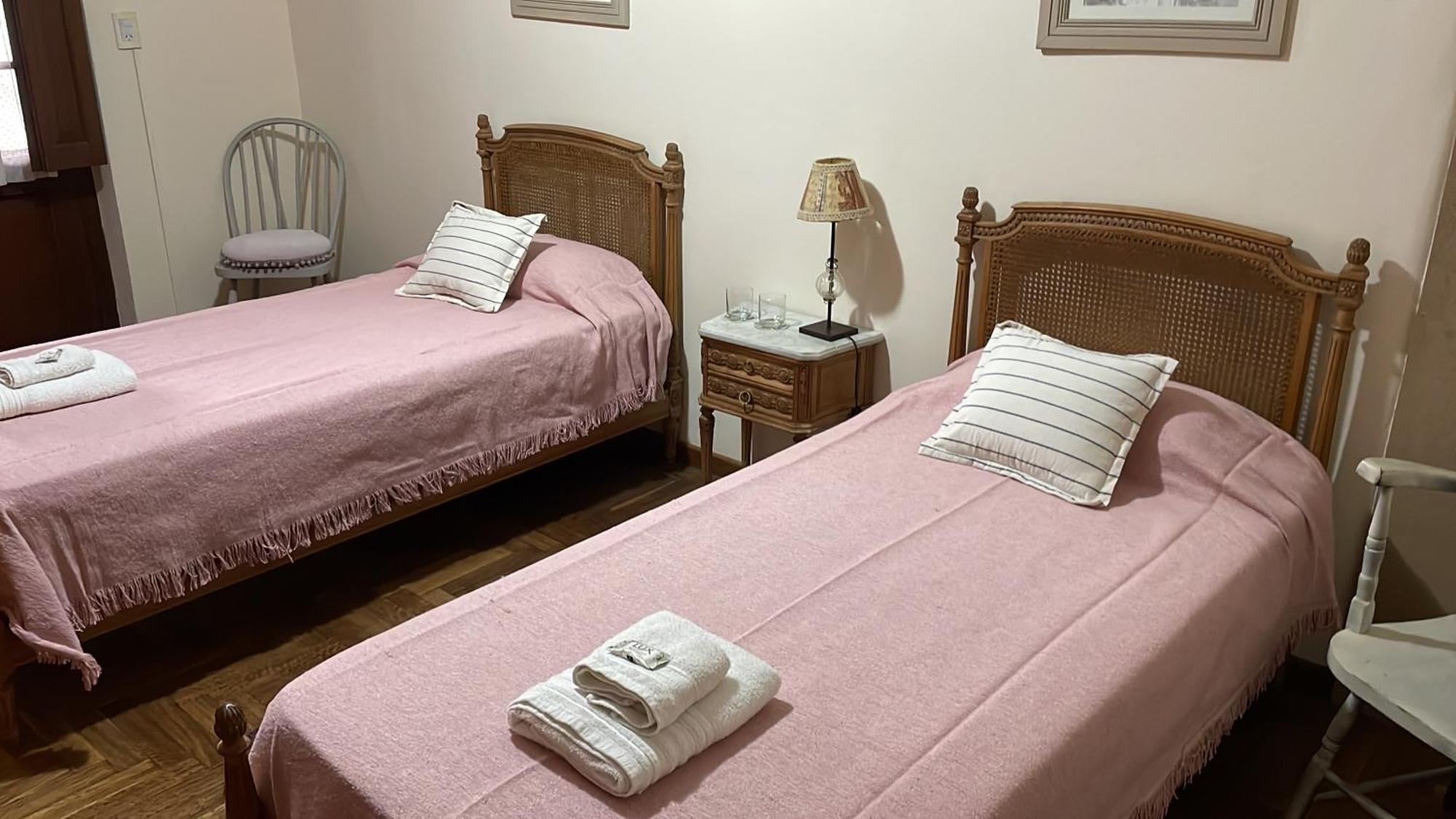 La Escondida, Casa De Huespedes Bed & Breakfast ซานอันโตนิโอเดอาเรโก ภายนอก รูปภาพ